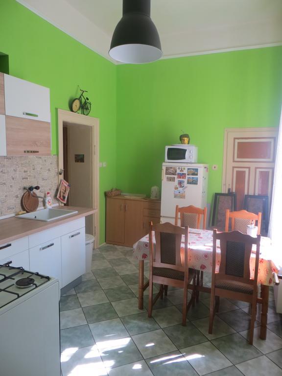 Retro Apartment Teplice Luaran gambar