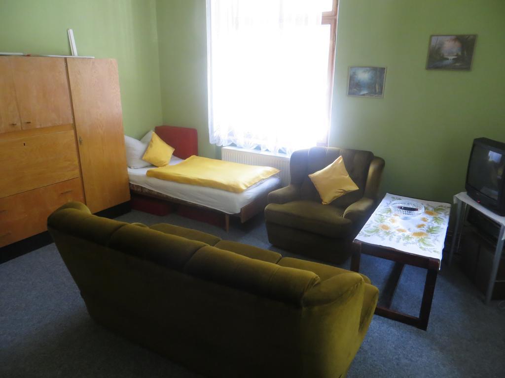 Retro Apartment Teplice Luaran gambar